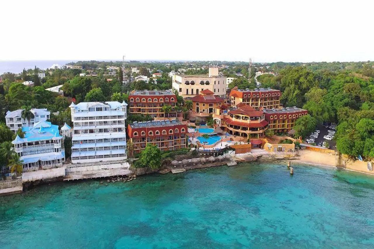 Sosua Bay Resort And Victorian House Exterior photo